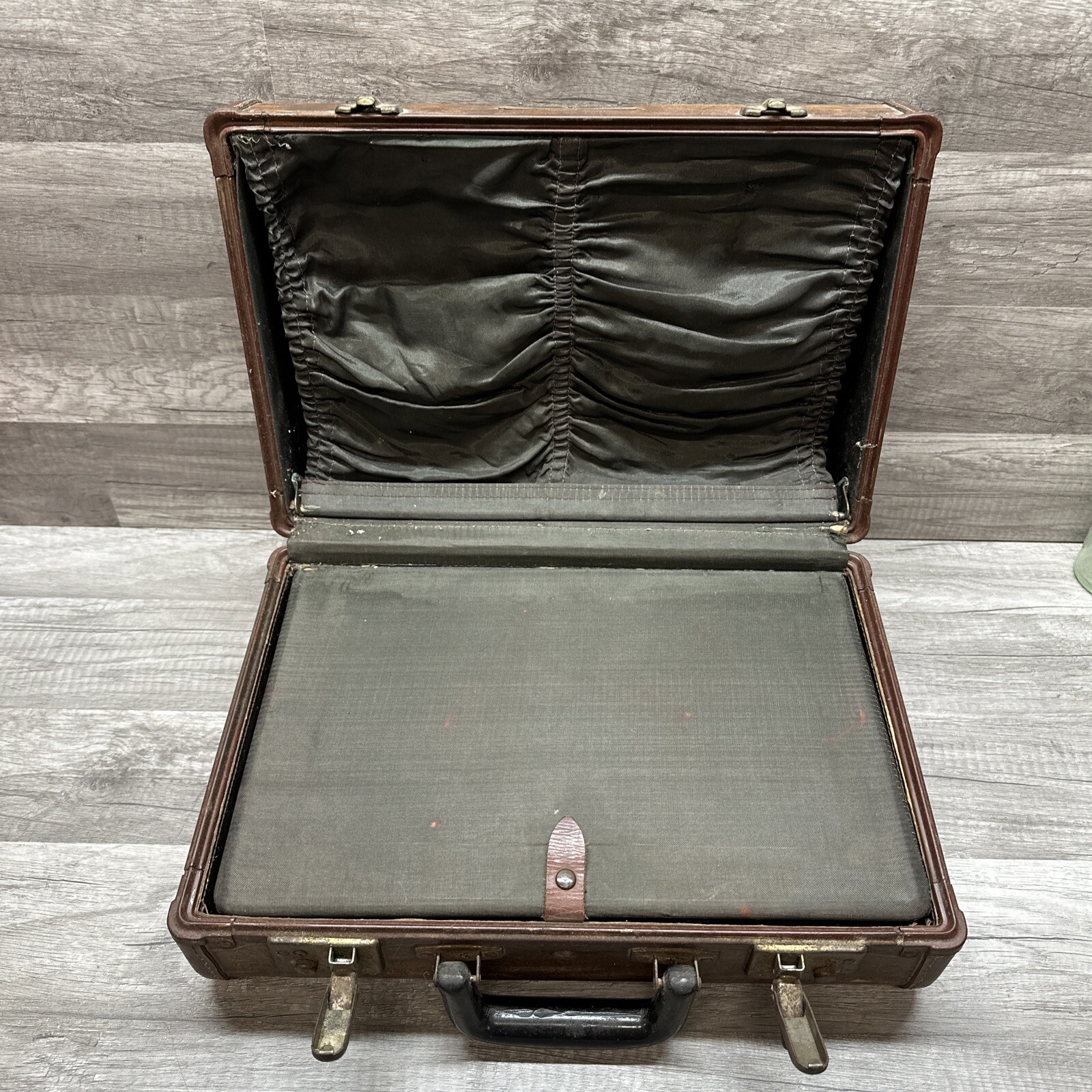 Vintage Samsonite Shwayder Bros Luggage Denver Detroit Decor Travel