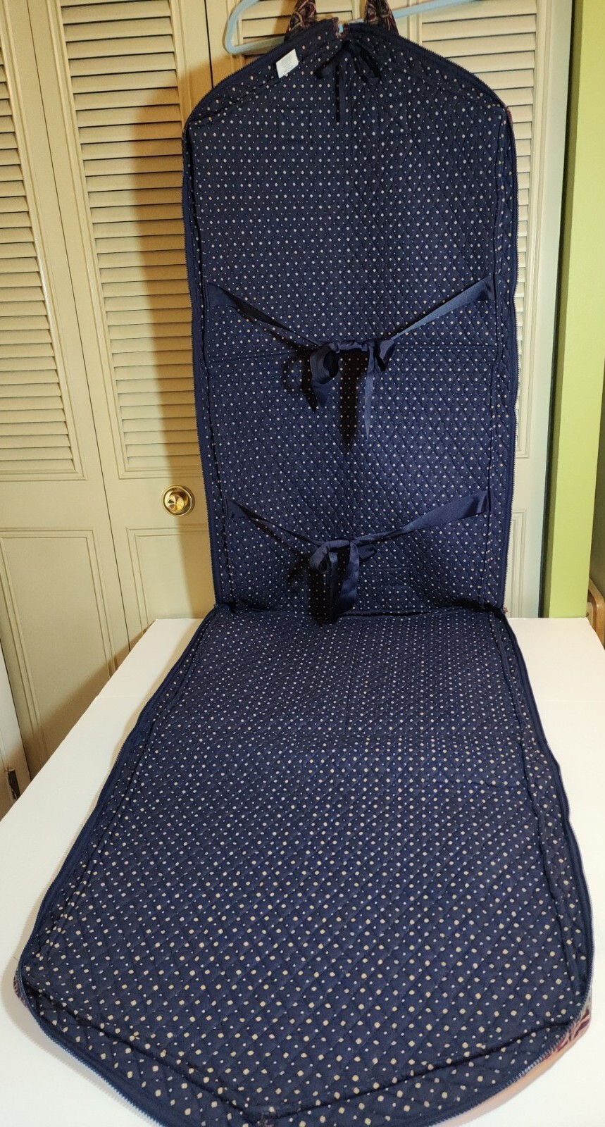 Vtg Vera Bradley Retired “Medallion” Garment Bag + Hanging Travel Organizer Bag