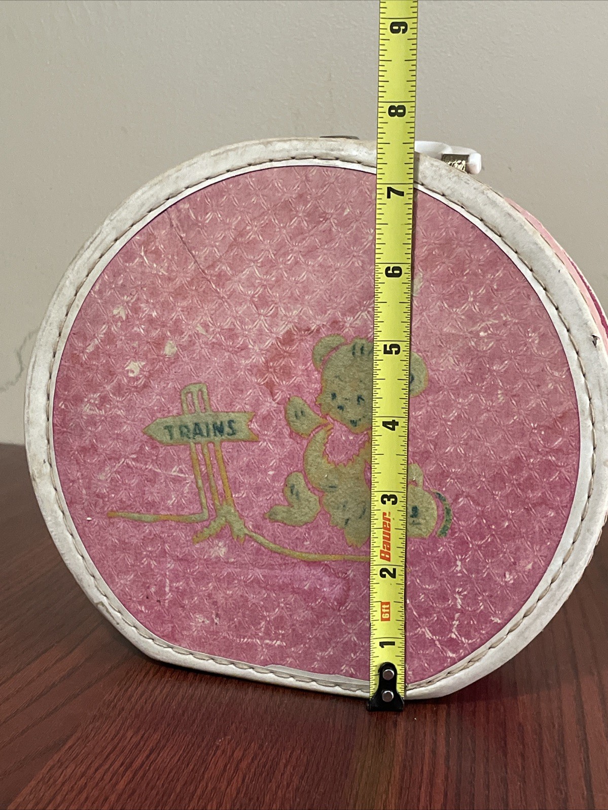 VTG 1950’s Round Pink Child’s Travel Case Bear Going On A Train