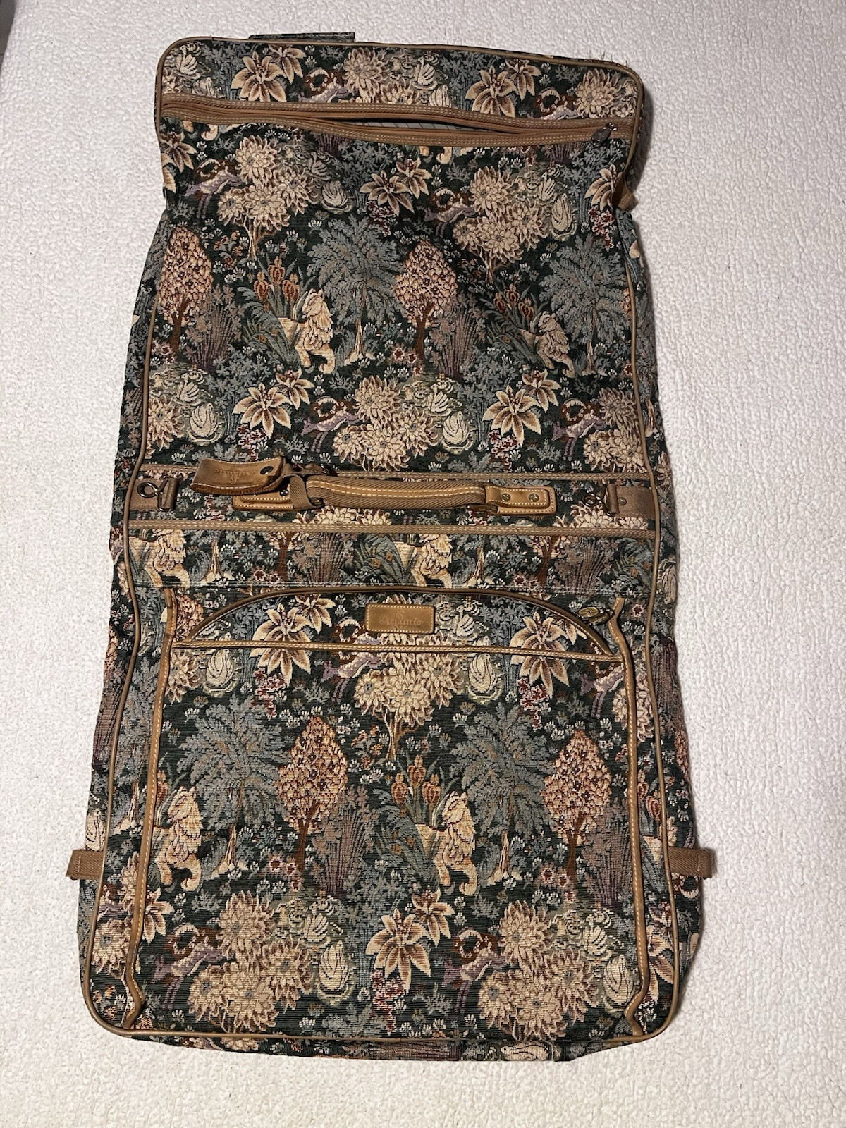 Vtg Atlantic Floral Tapestry Luggage | All Zippers Work Perfectly |