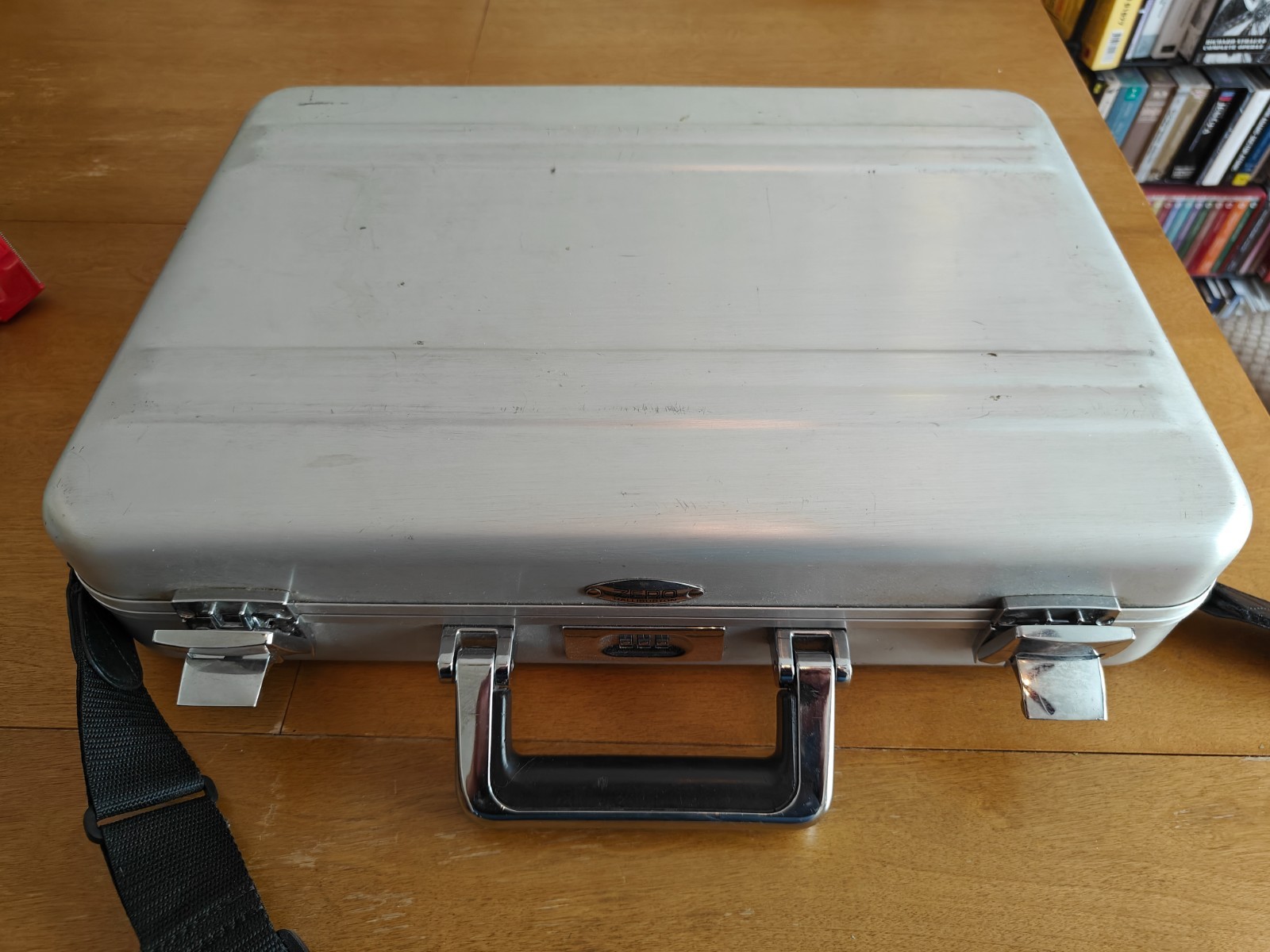 Vintage Zero Halliburton Elite Aluminum Silver Metal Briefcase Attaché Suitcase