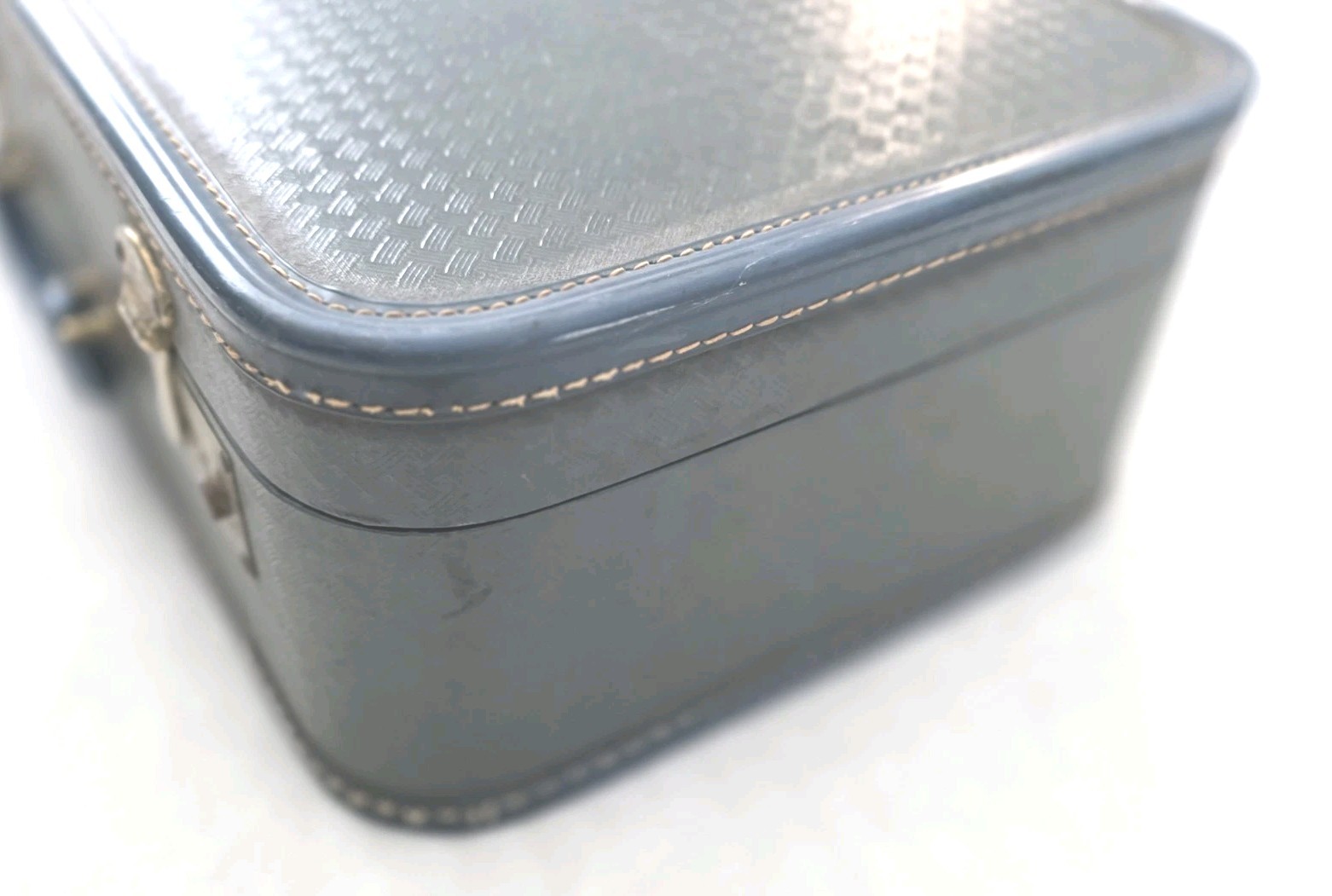 Blue/Teal Vintage 1940’s Travel Faux Leather Historical Suitcase.PickUp & Go Bag