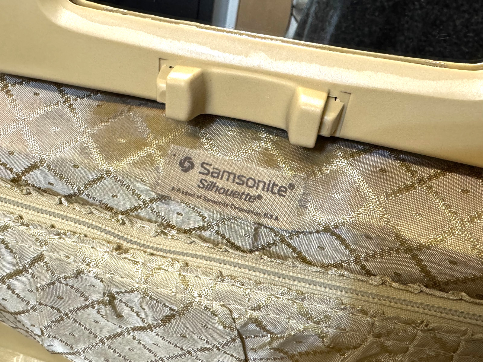 Vintage Samsonite Silhouette Train Cosmetic Mirrored Case with Tray, Brown