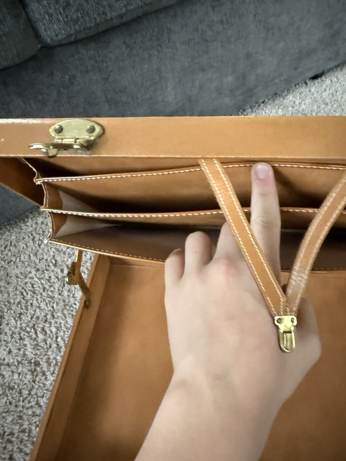 Gary Savage 1970s True Vintage Brown Faux Leather Hard Suitcase Locking, 40L