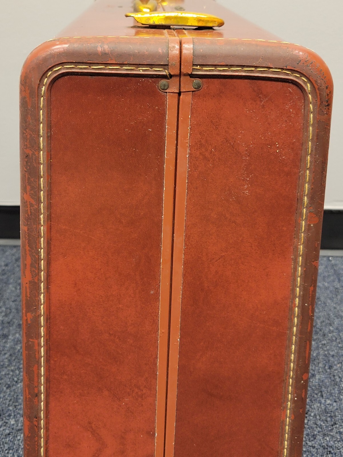 Samsonite Suitcase Luggage w/ KEY Shwayder Bros VTG 19″x26″ Denver Colorado 4936