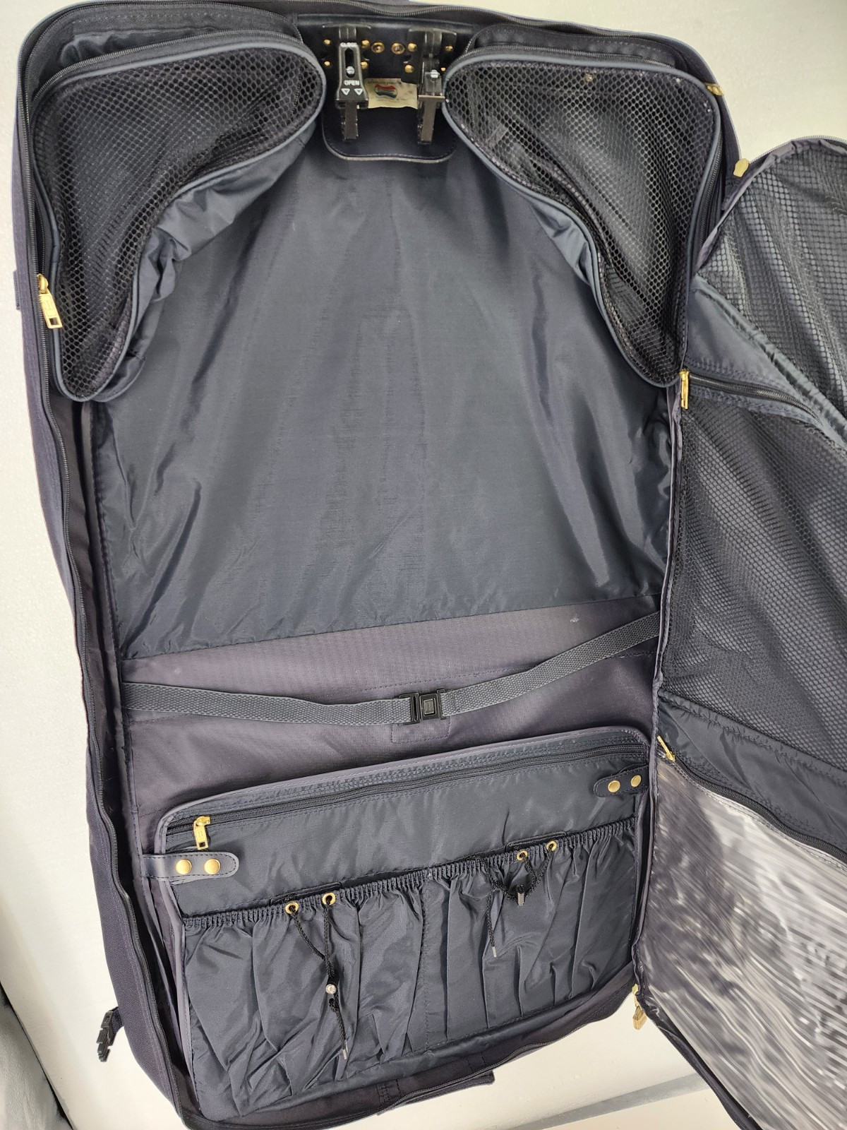 American Tourister Garment Bag Luggage Navy Blue Lock Keys Travel Vintage