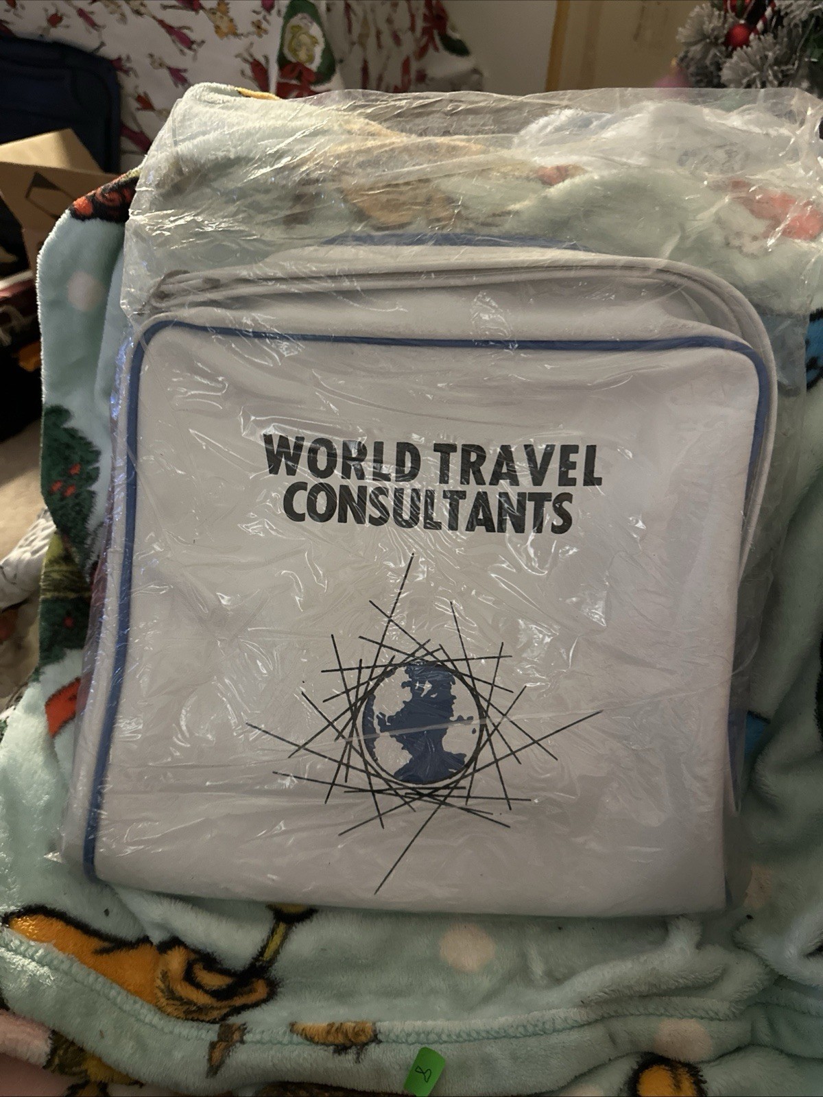 Vinyl Travel Bag World Travel Consultant Services Zippered Vintage Brand New