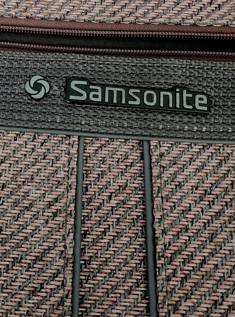 Vintage 1987 Samsonite 2 Piece Luggage Bundle Foldable Suitecases