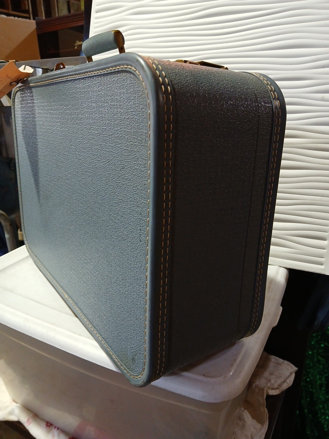 MCM Vintage Luggage Mauve Suitcase 1950’s “Starline” Satin Lining w/ Key
