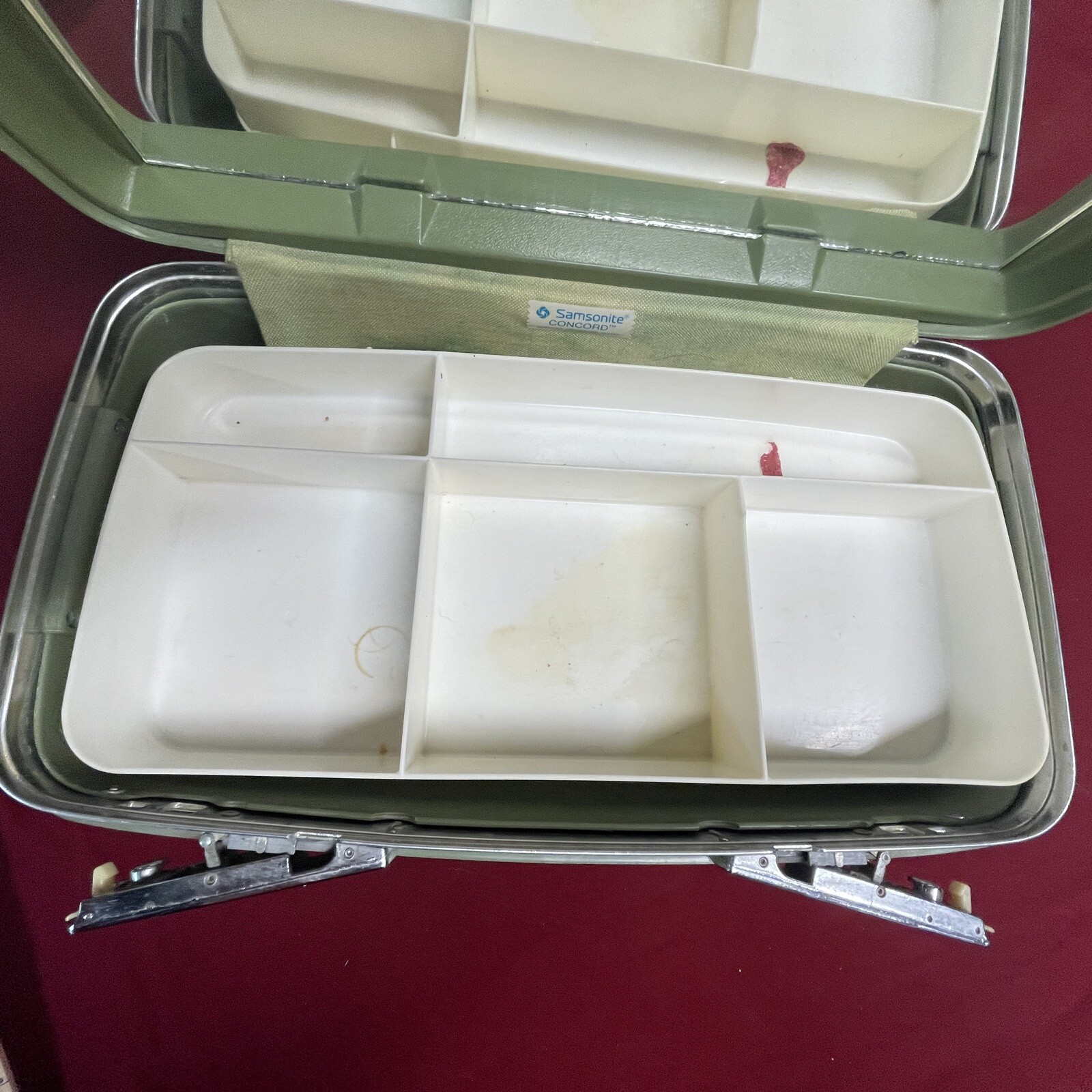 Samsonite Saturn Hard Shell Train Cosmetic Vanity Case Carry On Luggage Green