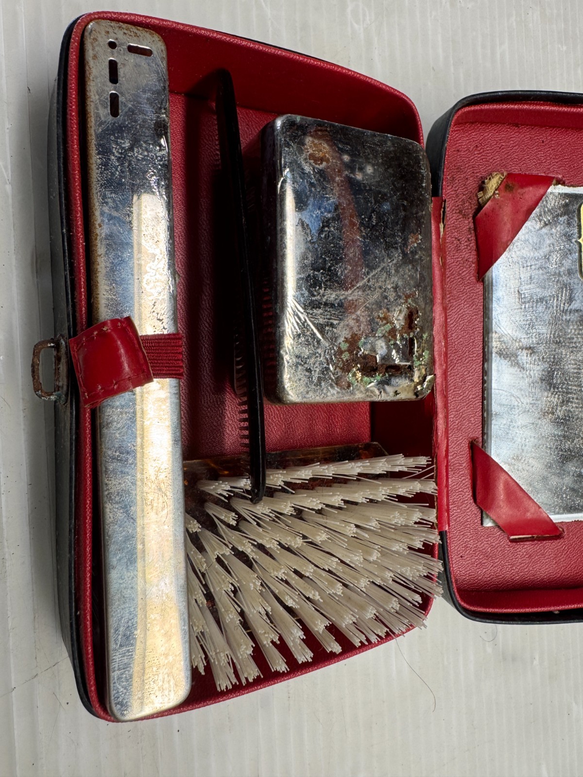 Vintage Men’s Travel Toiletry Grooming Kit Made in France