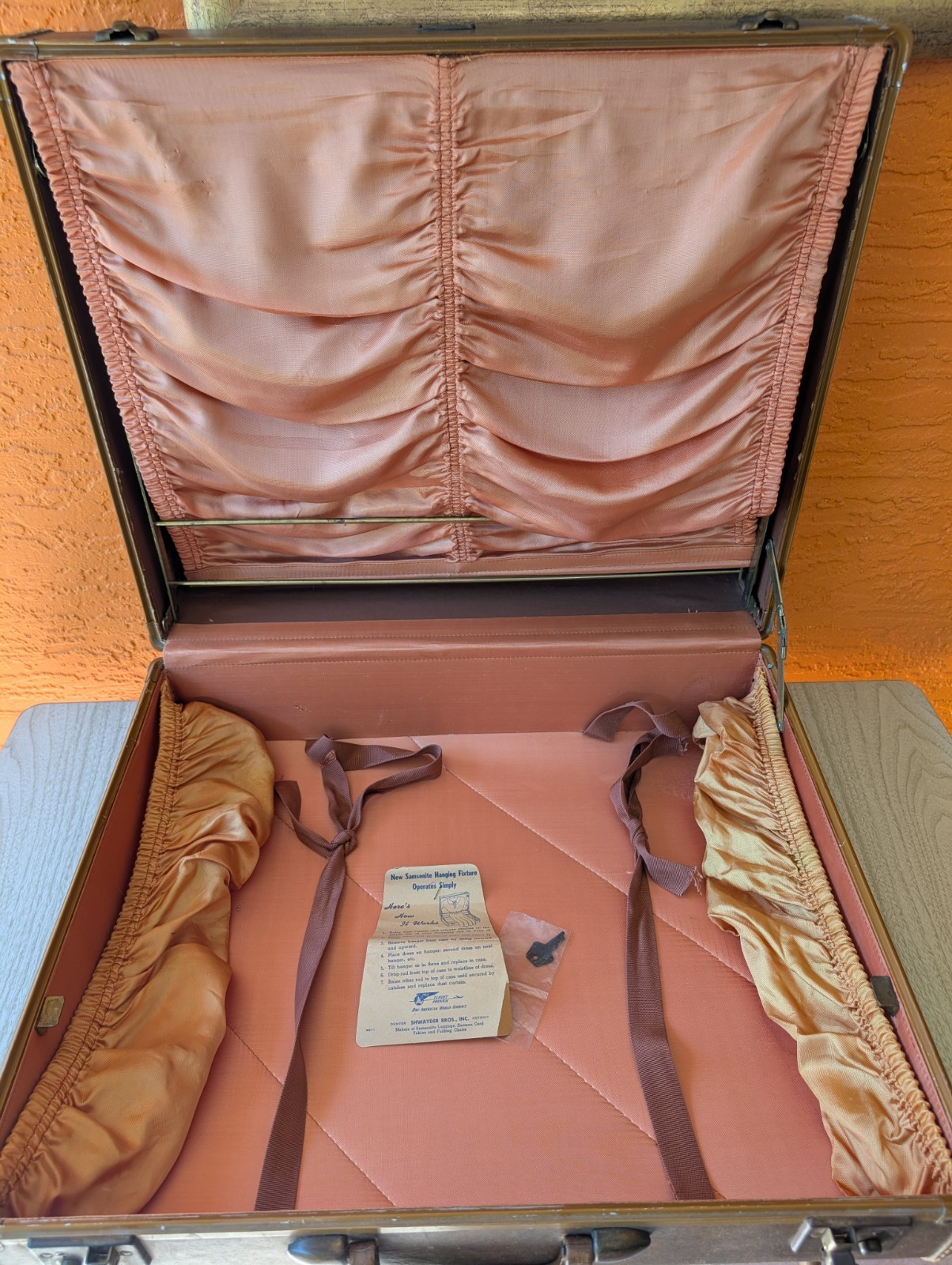 Vintage Samsonite Shwayder Bros Brown Luggage Set 1940s 50s Hanging Fixture Pan