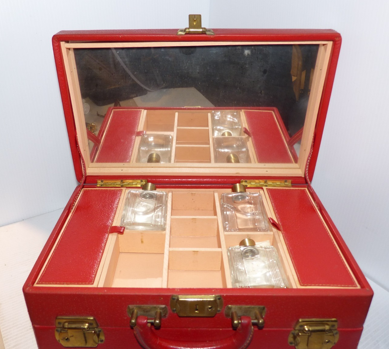 Vintage Red Leather Travel Overnight Vanity Train Case – 2 Section – Estate Find