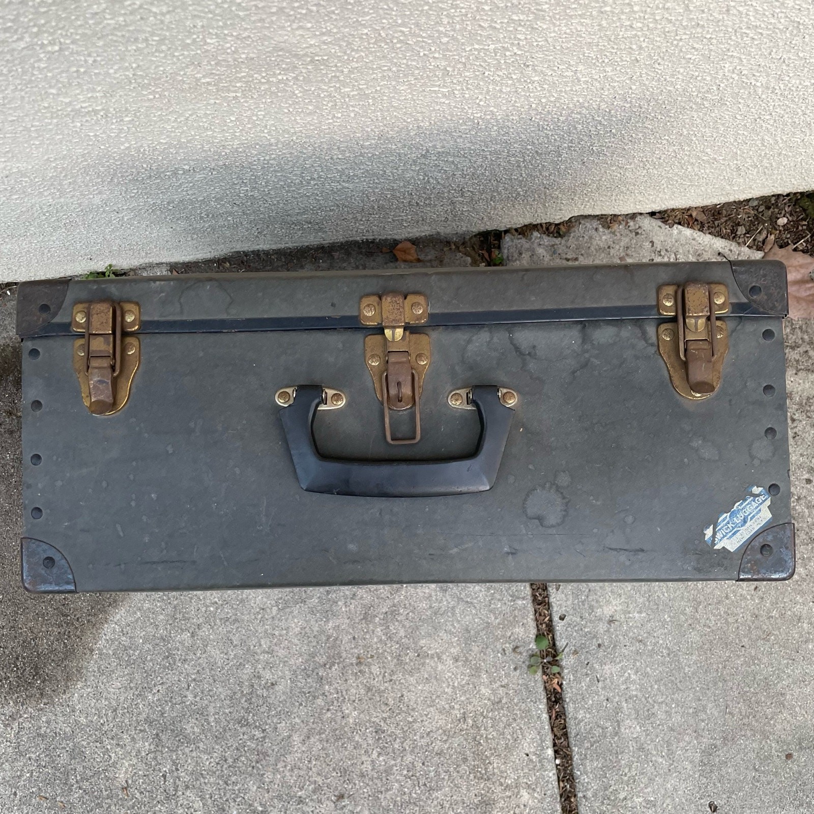 Vintage Hardshell Quick Luggage Lineman Case Distressed