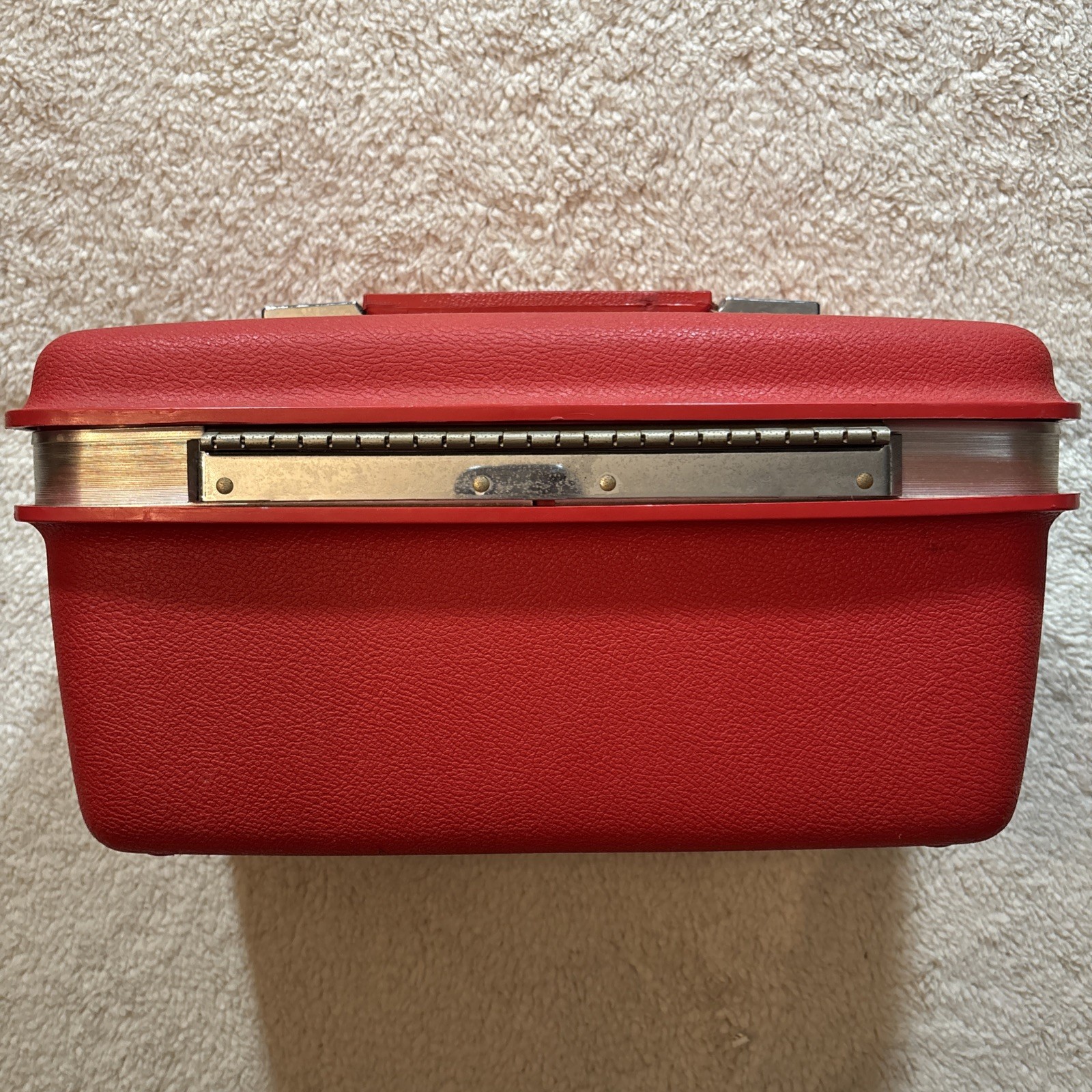 Samsonite Red Train Case Medalist Royal Traveller VTG Makeup Case