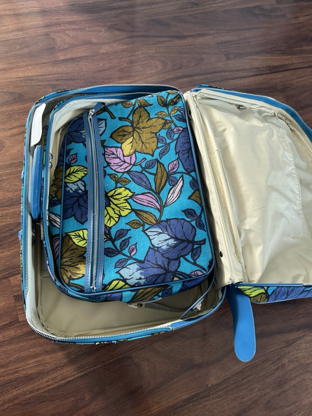 Vintage Japan Three Piece Suitcase Set Flower Power