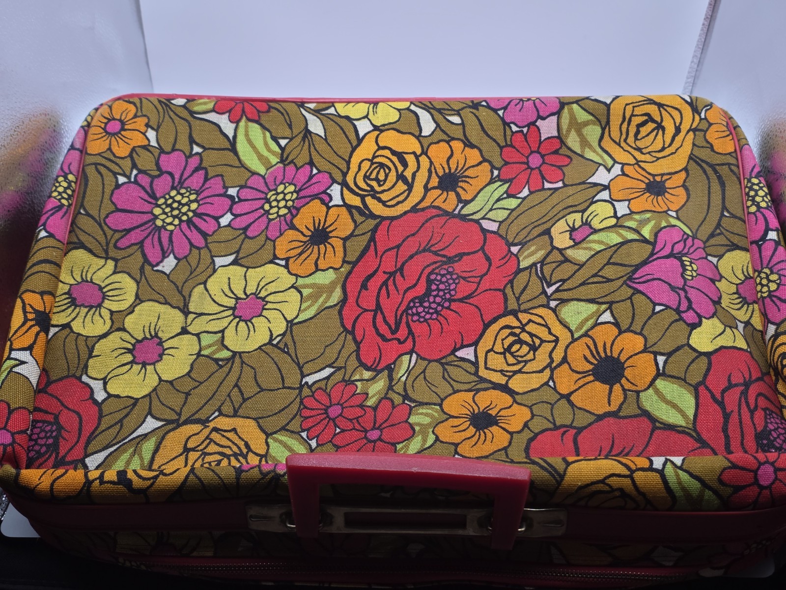 Large Floral Vintage 60s Suitcase
