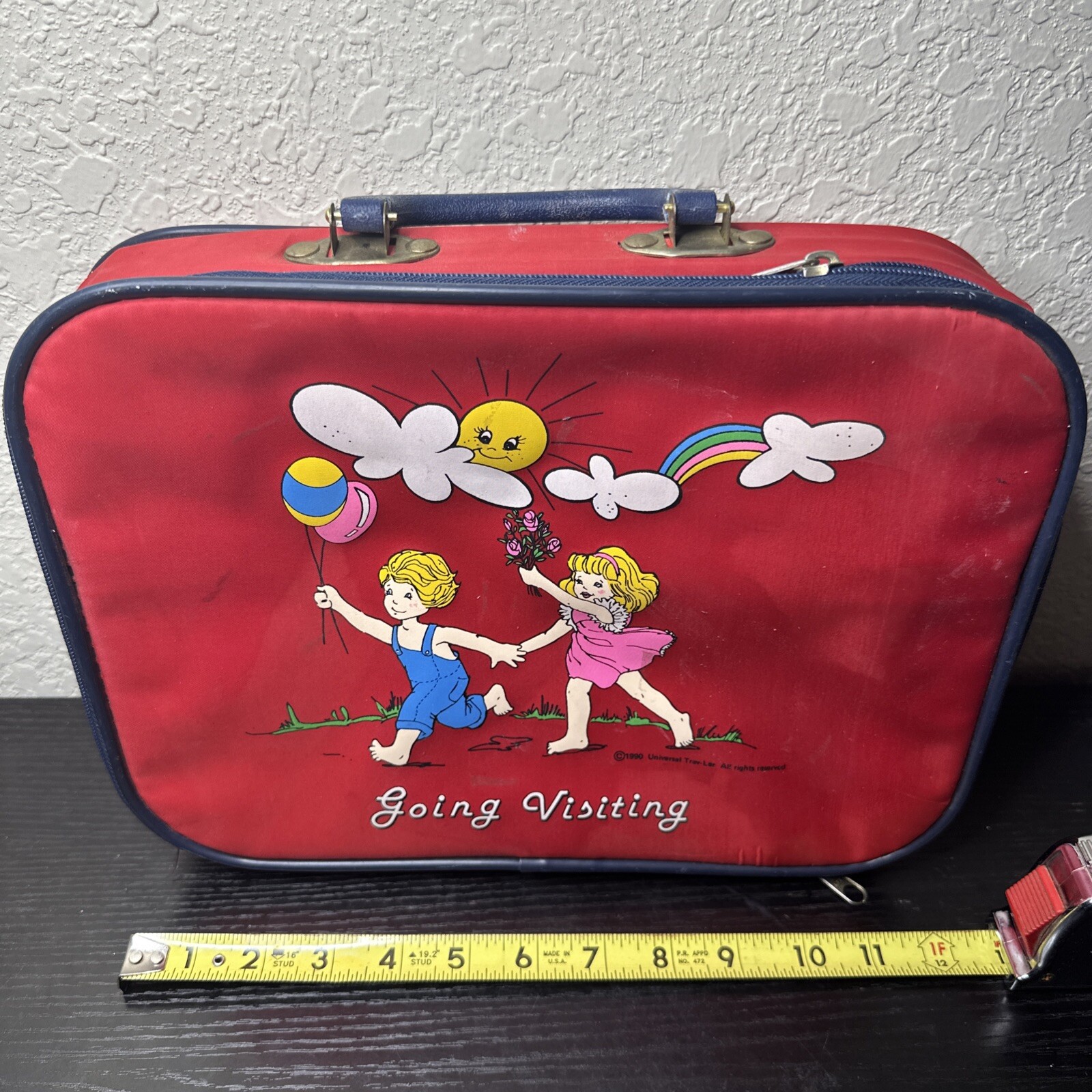 Vintage Kids Red Suitcase “Going Visiting” 1990 Universal Trav-Ler READ