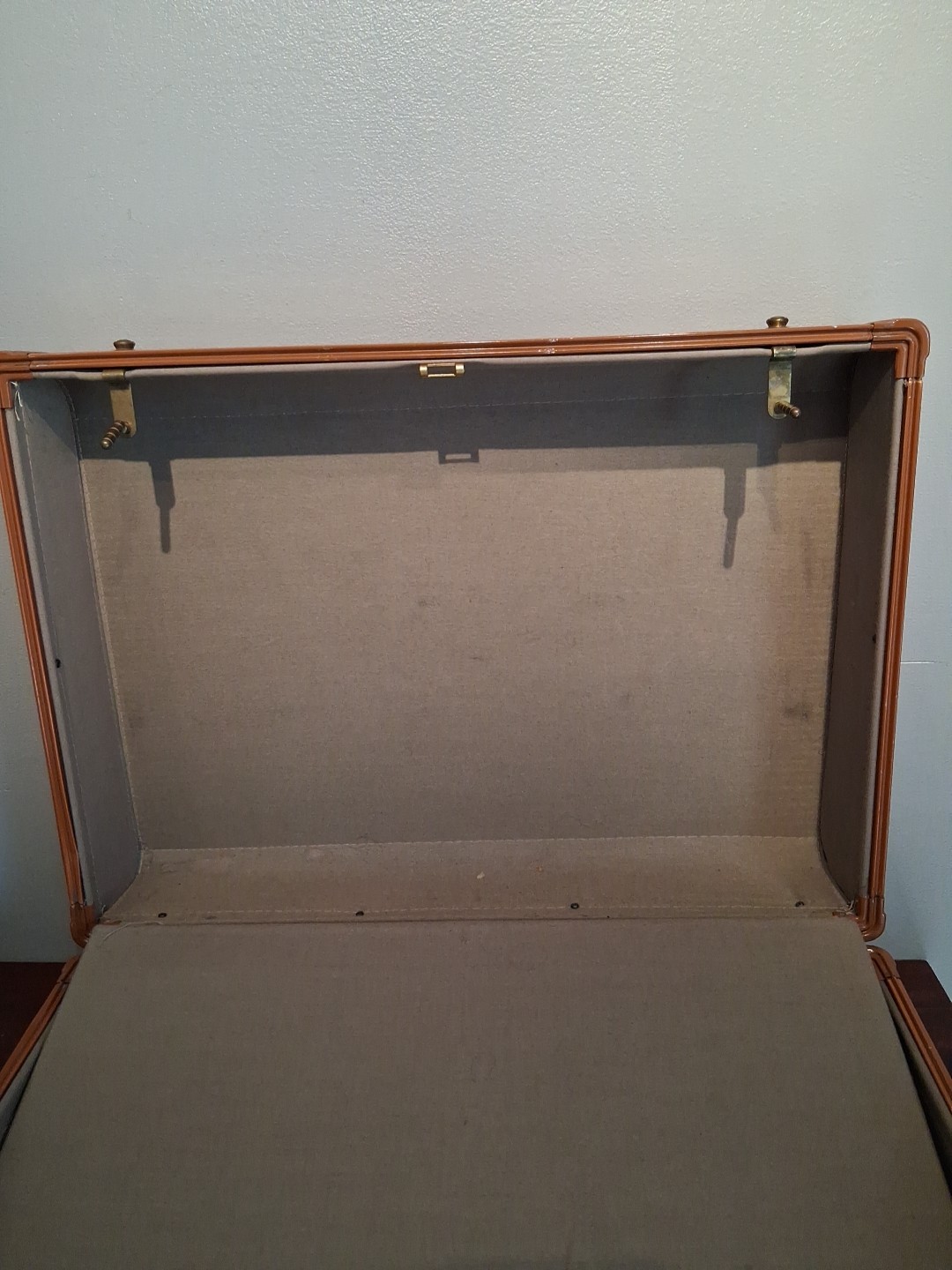 Samsonite Streamlite Style 4632 Suitcase Luggage Vintage 1940s 1950s **No Key