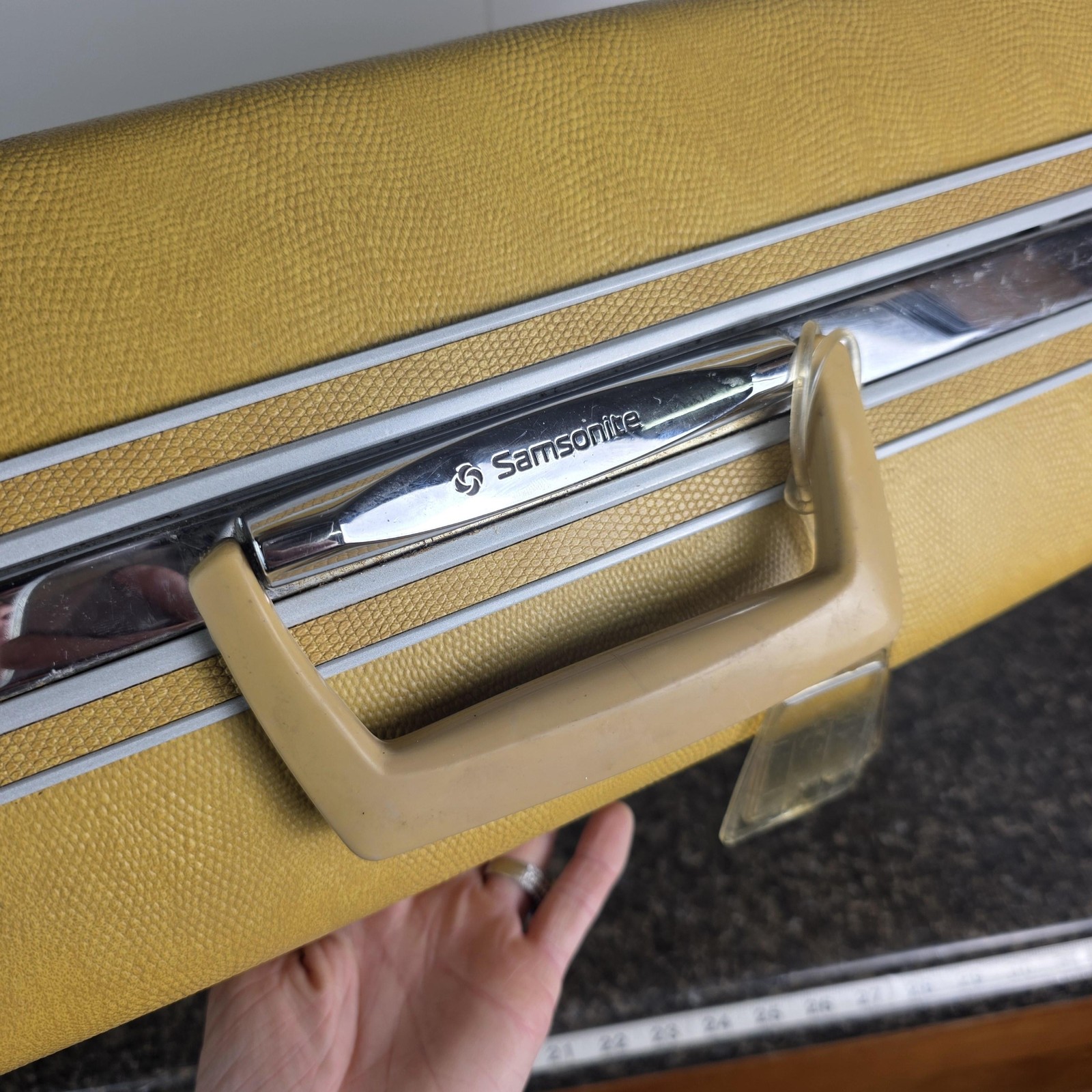 Vintage Samsonite Silhouette Yellow Hard Shell Suitcase USA Luggage Travel Case