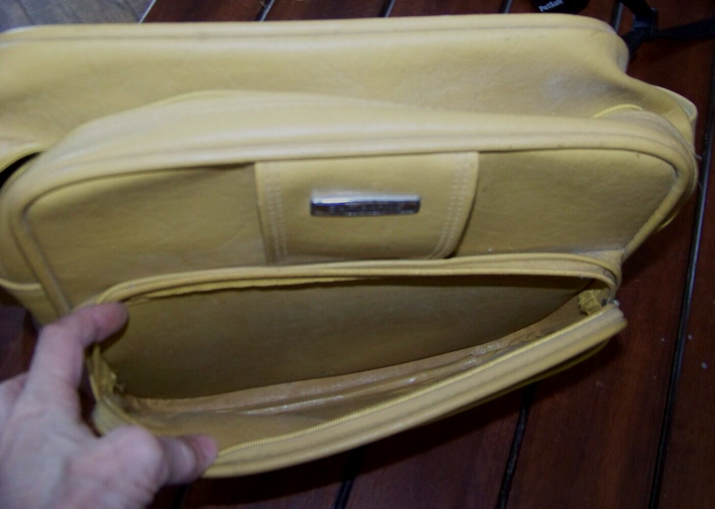 Vintage Samsonite Montbello II Shoulder Bag – 12″ x 11″ x 5.5″ – Yellow