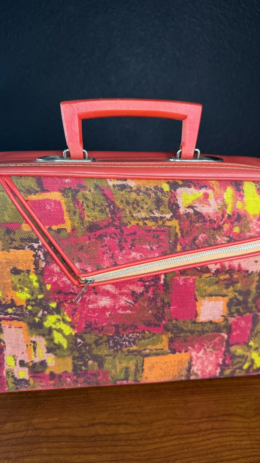 Vintage 1970s small orange suitcase soft fabric child’s train case pink