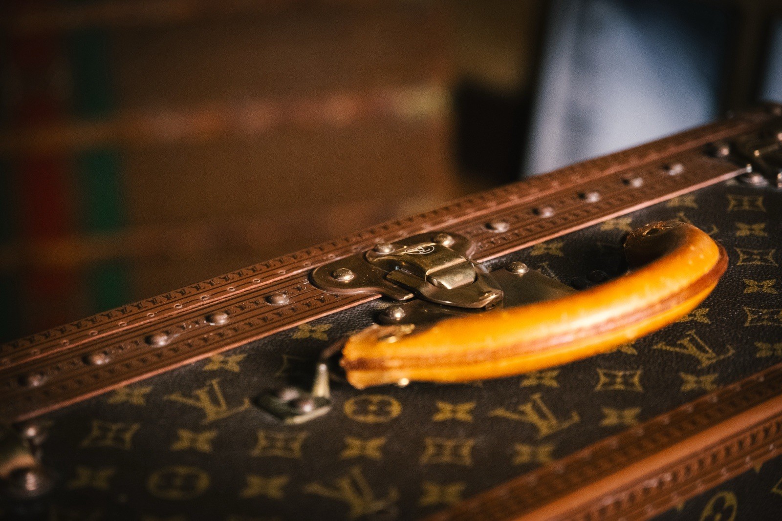 Louis Vuitton Alzer 55 Vintage Suitcase Trunk 1980s