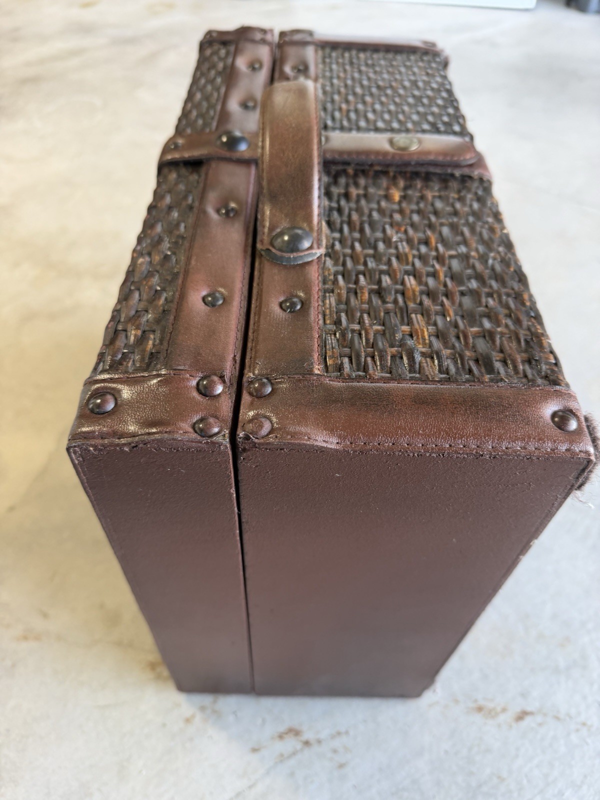 Vintage Style Woven Wicker Luggage Carry On Suitcase Decor Accent