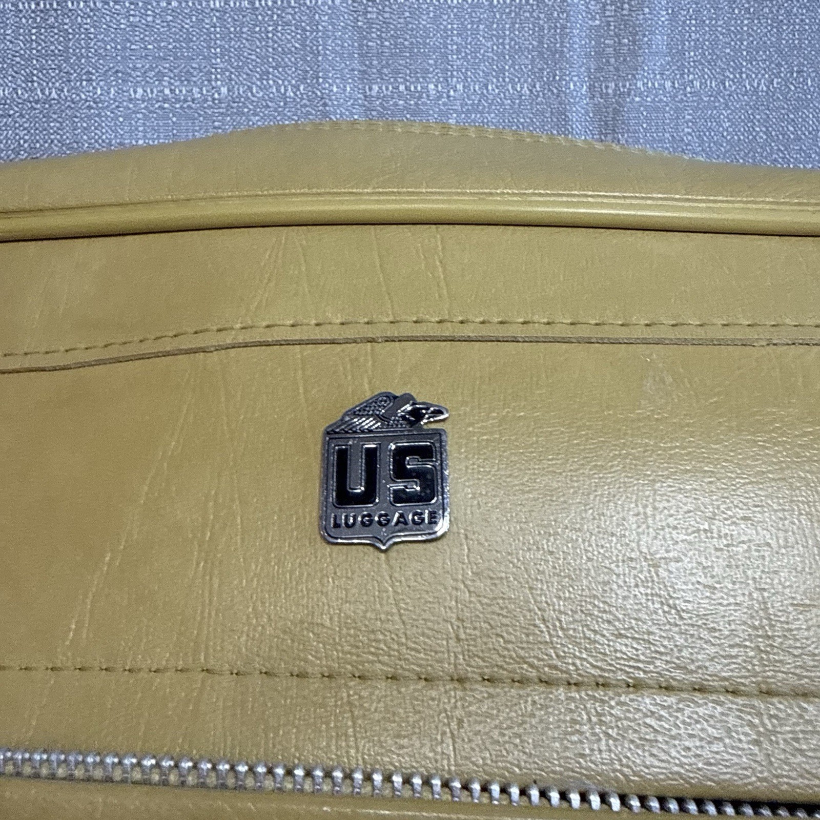 Vintage US Luggage Corp 1970s Yellow Faux Leather Travel Bag Lightweight