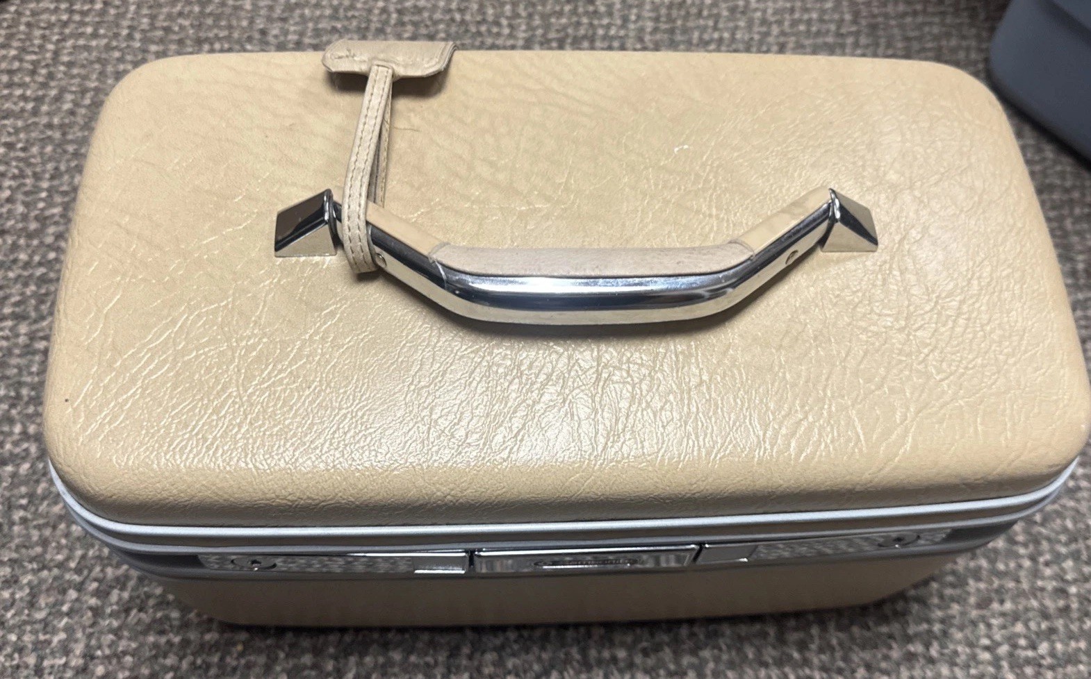Vintage Samsonite Profile Off White Train Case Makeup Luggage & Mirror
