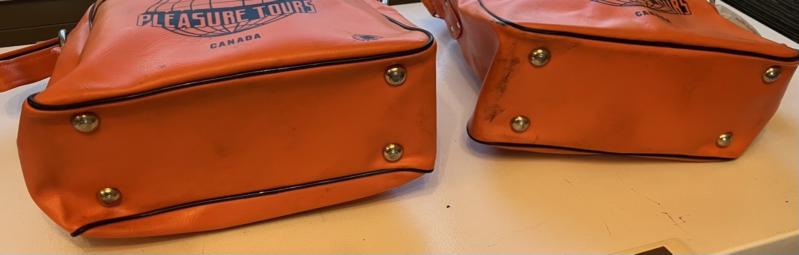 ✈2 Vintage Pleasure Tours Canada Carry On Bag – Adjustable Strap – Orange/ Black