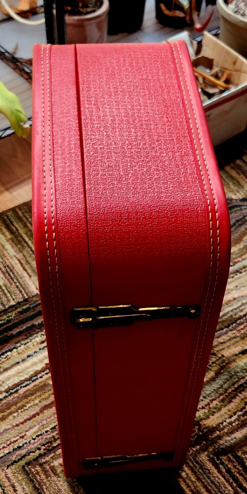 Rare Vintage RETRO RED STARLINE SUITCASE With Feet 1950-60s Hippie End Table