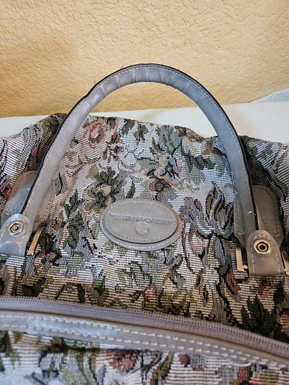 Vtg American Flyer Very Large Travel Tote Gym Bag Fabric Tapestry Gray Floral