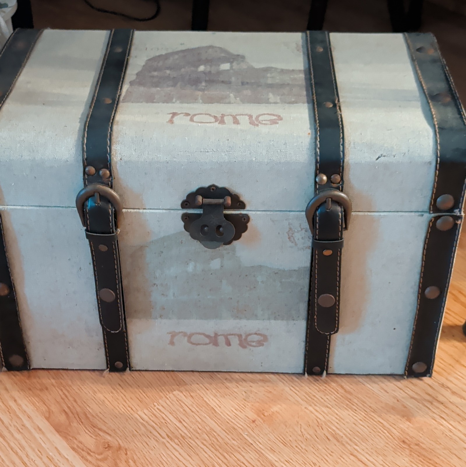 Vintage Canvas Leather Trunk Chest Rome Motif Lockable Hard Beige Black