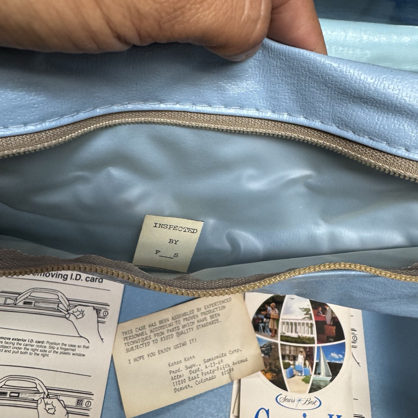 Vintage Sears Courier II Sky Blue Makeup Vanity Case with Keys, Tray, Manual