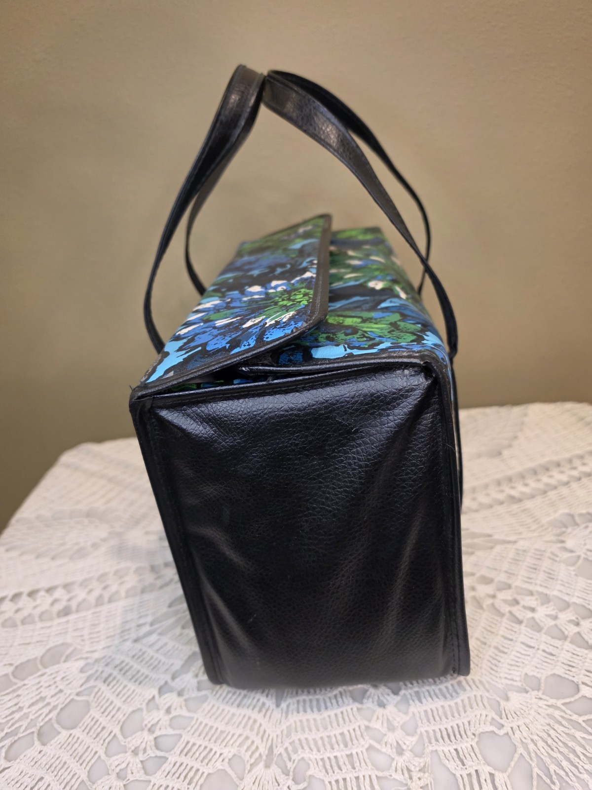 Vintage Floral Travel weekender bag