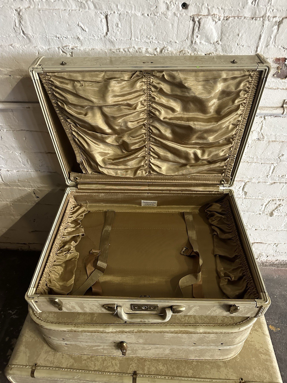Vintage Marble White Samsonite Suitcase Luggage Train Wardrobe Overnight Rawhide