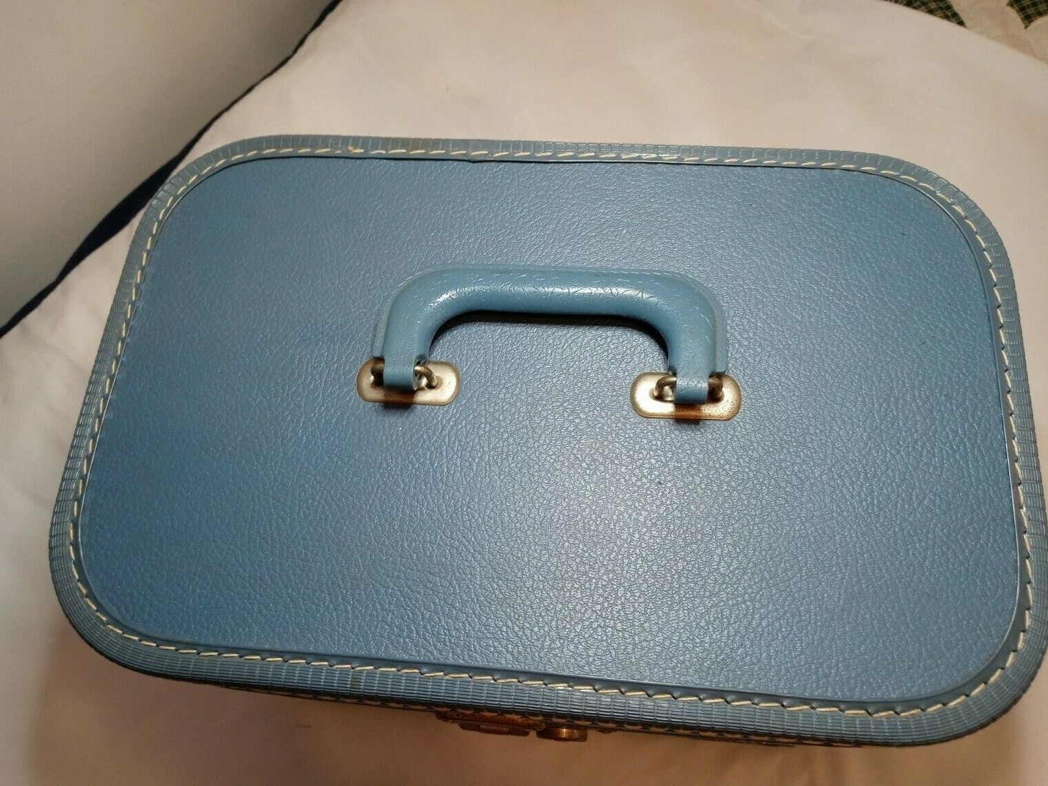 Carilite Vintage Hard Cosmetic Suitcase w/Mirrror
