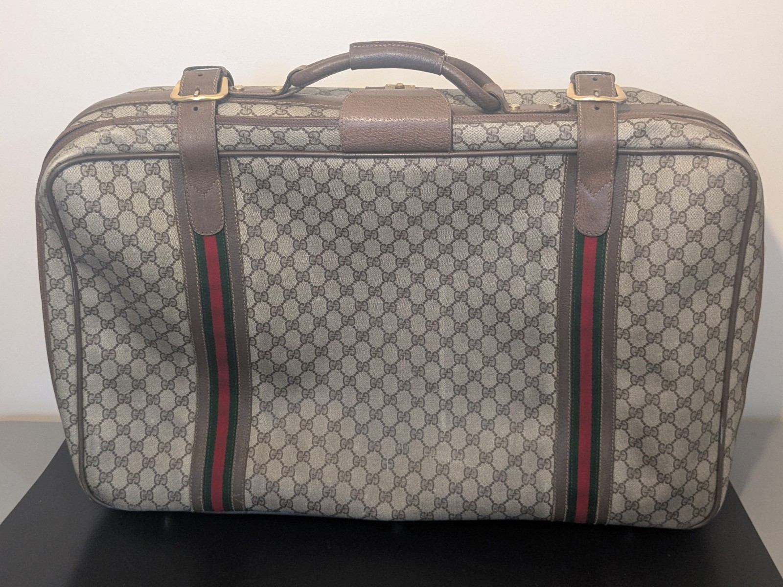 Gucci GG Supreme Logo AUTHENTIC Vintage Suitcase Trunk Travel Luggage WITH COA