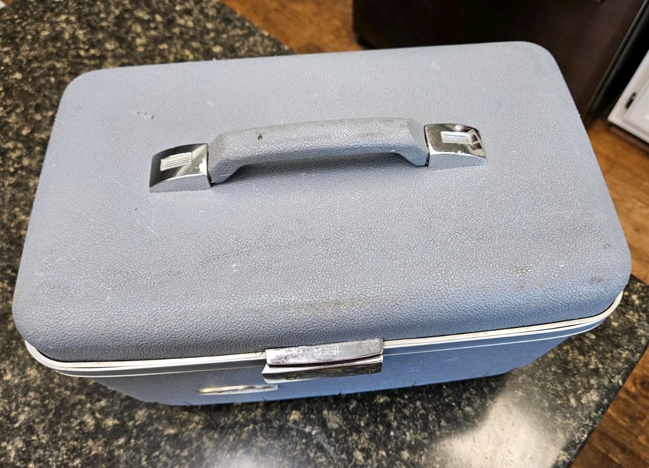 Vintage Sears Forecast Blue Hard Shell Train Case Makeup Cosmetic Travel Luggage