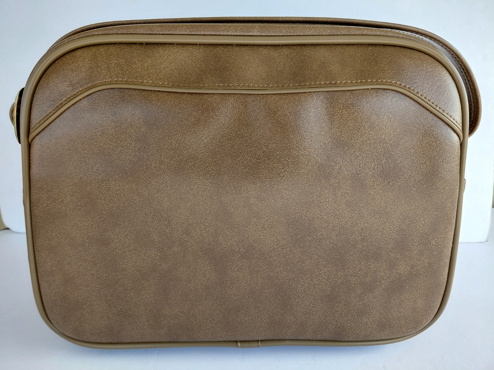 American Tourister 1970s Faux Brown Leather Shoulder Carry On Overnight Bag