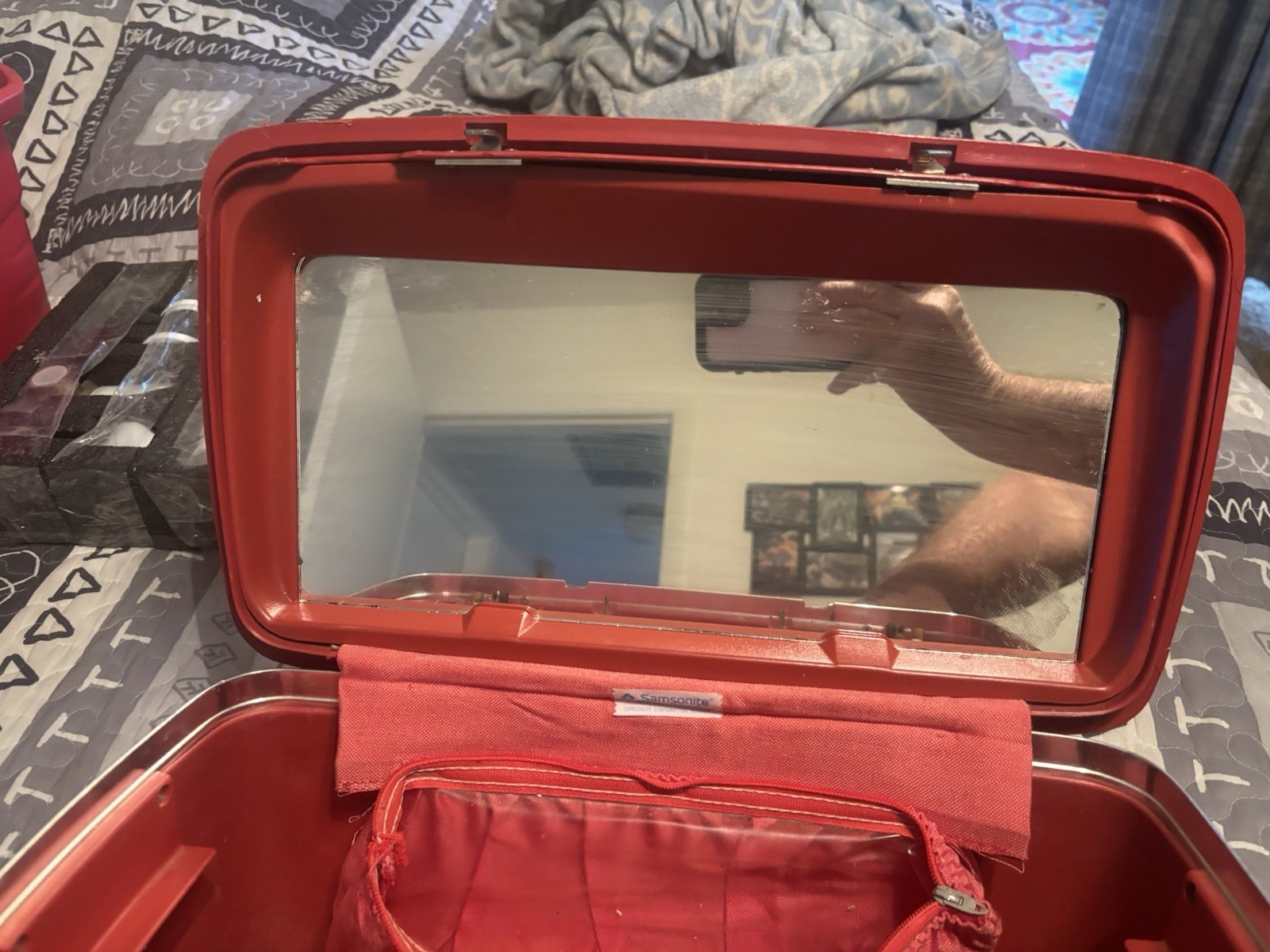 Samsonite Red Train Case Medalist Royal Traveller VTG Makeup Case