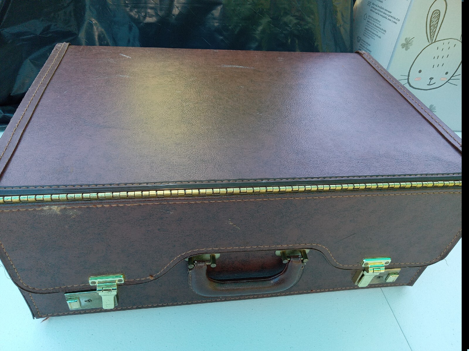 Vintage Stebco Suitcase With Retro Clip Closure 1960s Storage Movie Props Trl7