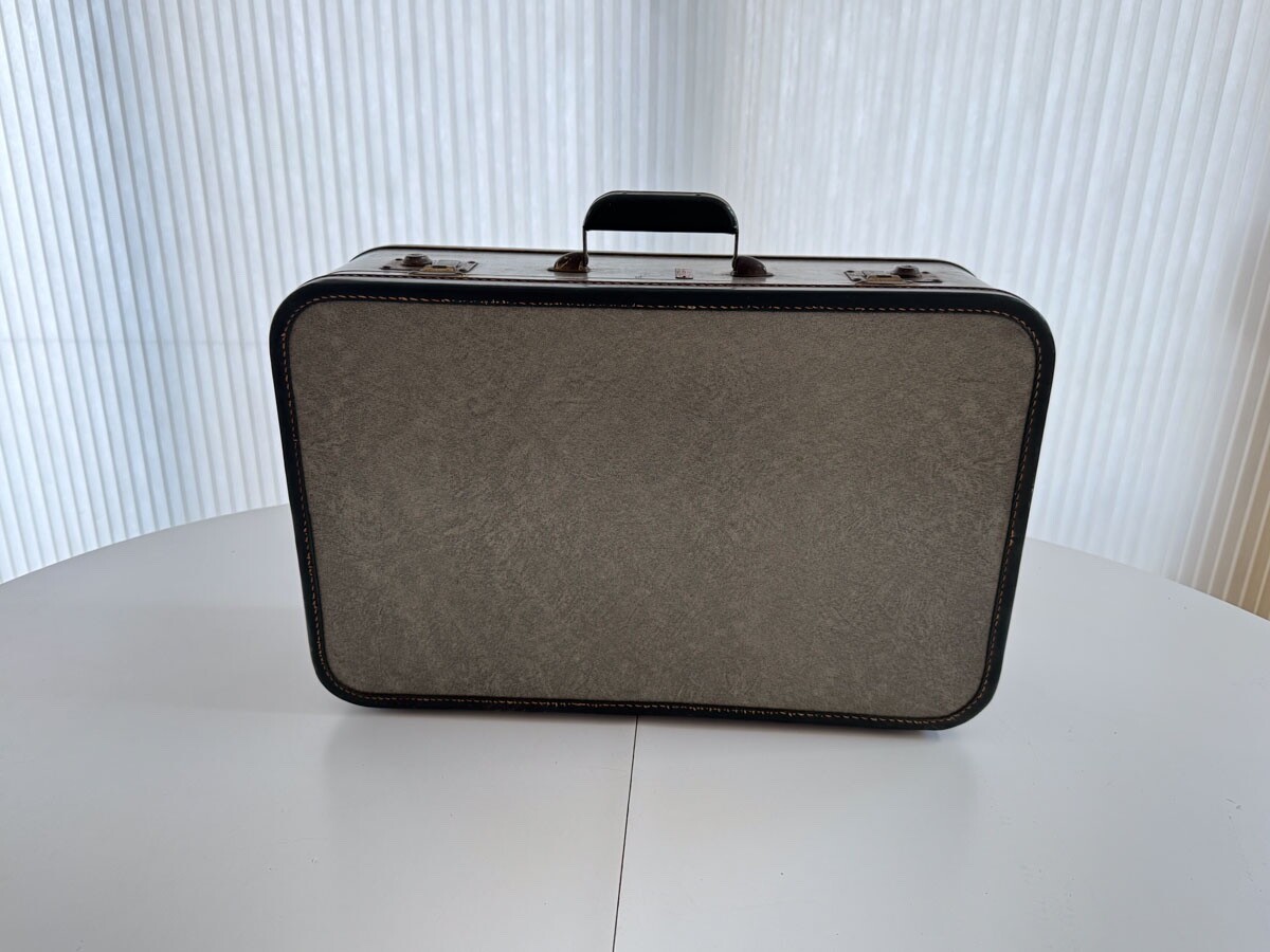 Vintage Stylecraft New York 3 pc luggage suitcase set, seafoam and dark green