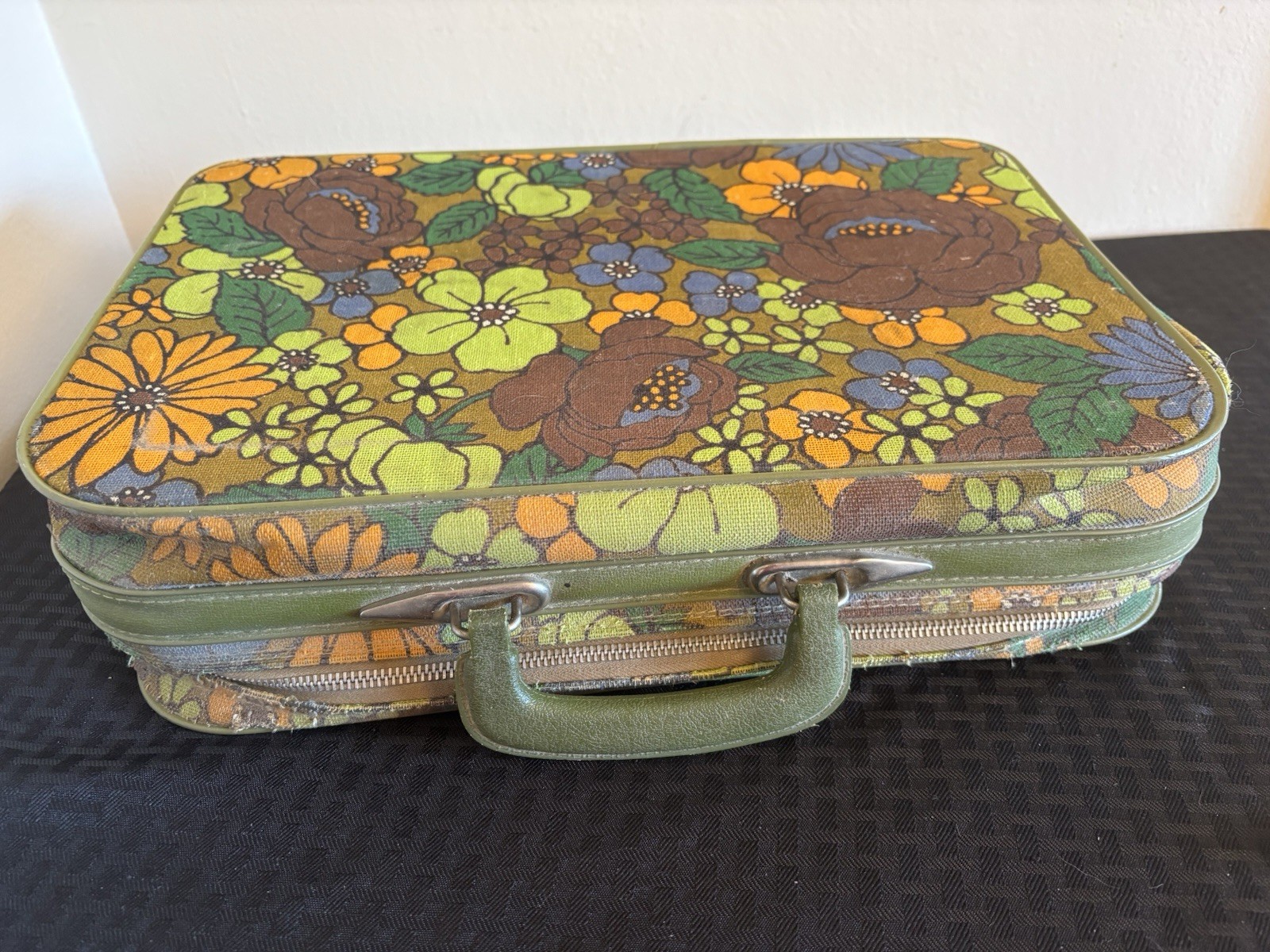 Vtg 60’s Floral Hippie Flower Power MCM Canvas Suitcase Korea Retro 16×11 Groovy