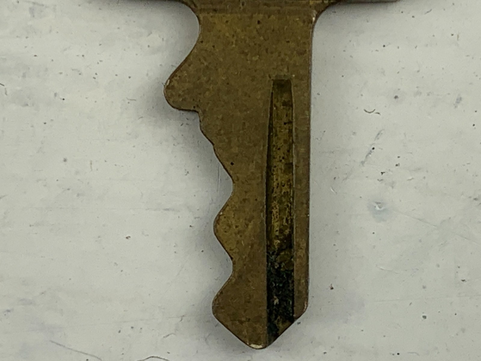 Vintage Samsonite Luggage Key – 94 – Shwader Bros Inc – Made in USA