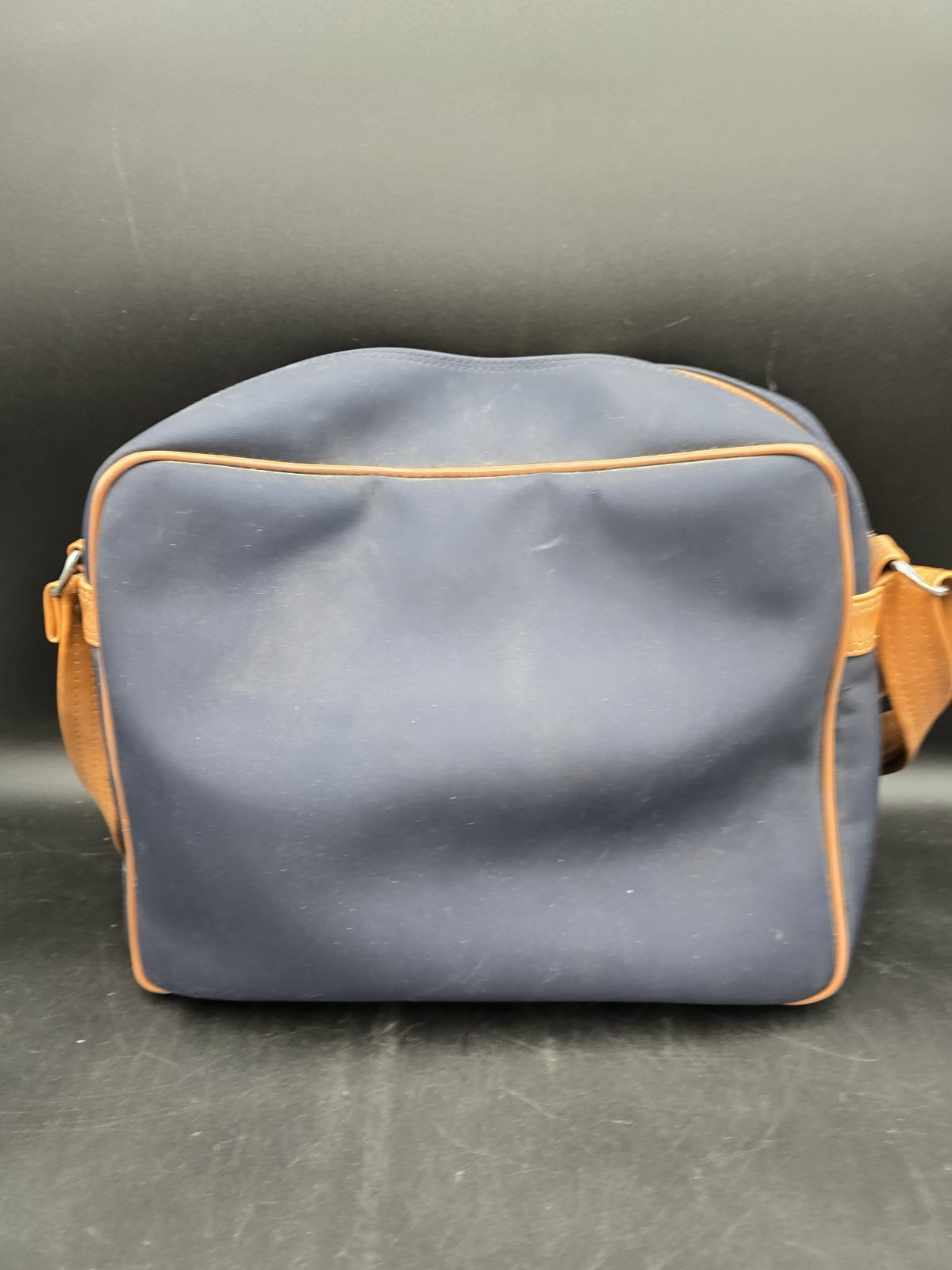 Vintage Prima Travel Bag Leather Shoulder Strap Locking With Key Luggage Zip Up