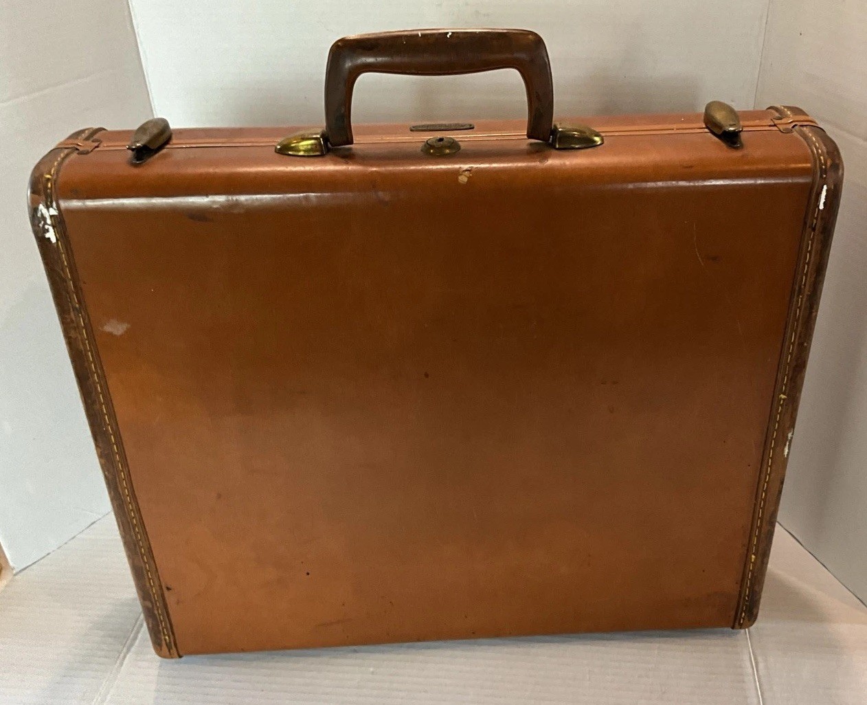 Vintage Samsonite Shwayder Bros Hardshell Brown Leather Briefcase 4615 No Key