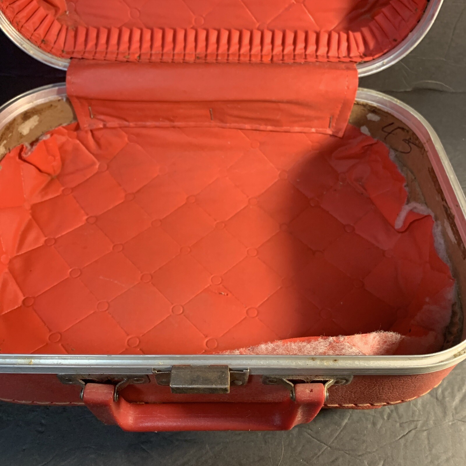 Vintage 50s 60s Suitcase Trojan Luggage Company Retro Kids Going to Grandmas Red