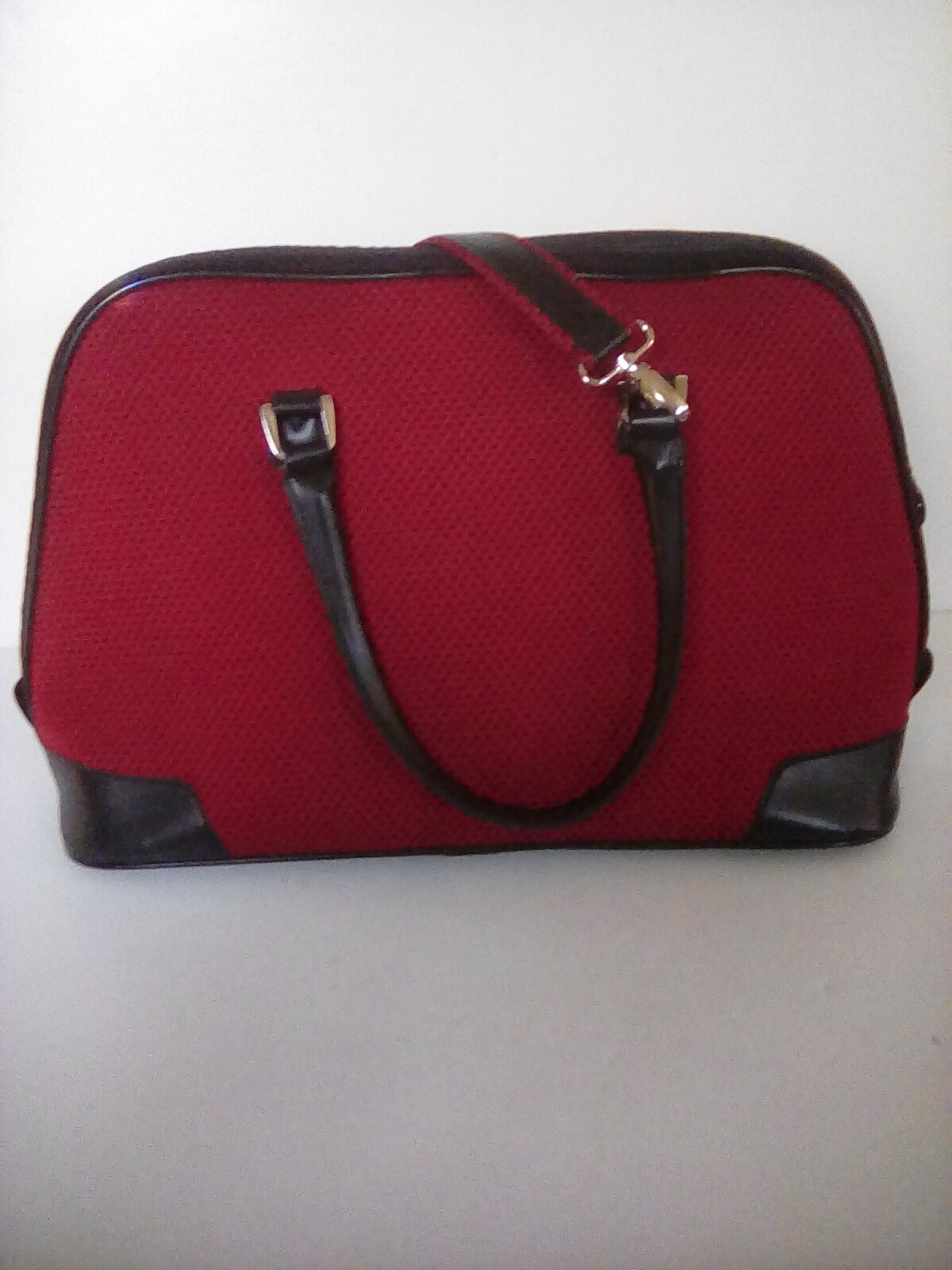 Vtg Oleg Cassini Large Travel Overnight Bag Red & Black Suitcase Handle & Strap